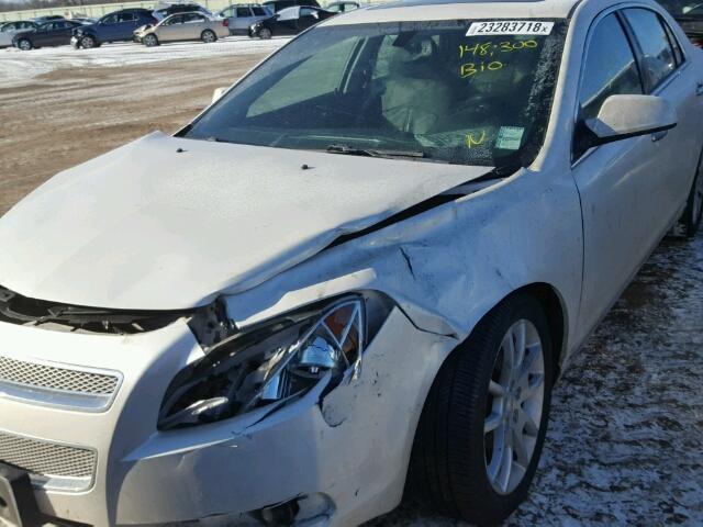 1G1ZE5E70BF100362 - 2011 CHEVROLET MALIBU LTZ WHITE photo 9