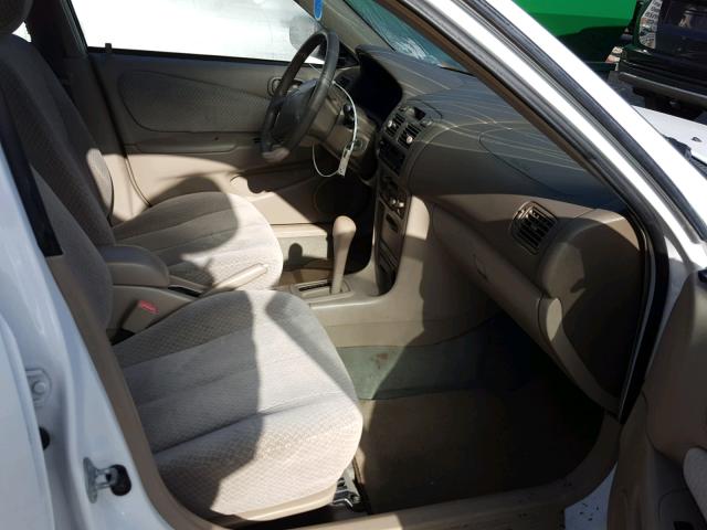 1NXBR12E9YZ395681 - 2000 TOYOTA COROLLA VE WHITE photo 5