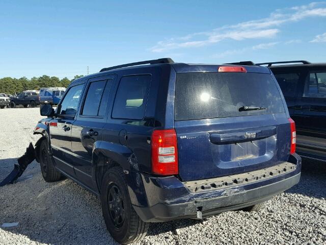 1C4NJPBA2ED601167 - 2014 JEEP PATRIOT SP BLUE photo 3