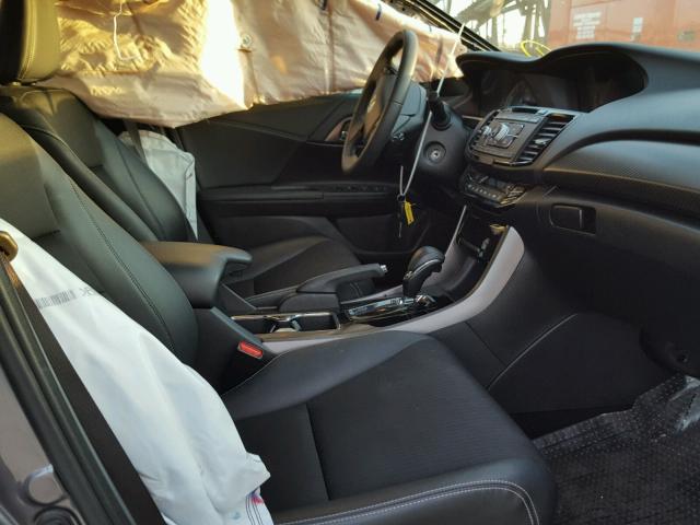 1HGCR2F51GA208363 - 2016 HONDA ACCORD SPO GRAY photo 5