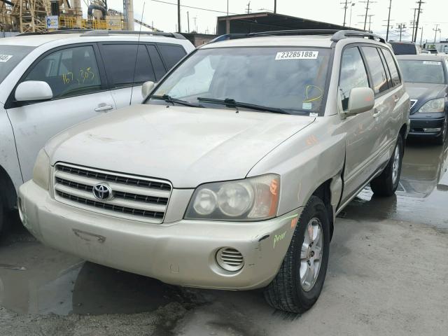 JTEGF21A030085146 - 2003 TOYOTA HIGHLANDER GOLD photo 2