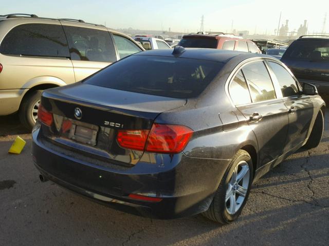 WBA3B1C56EK133956 - 2014 BMW 320 I BLUE photo 4