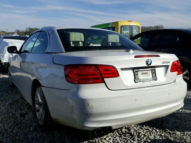 WBADW7C56BE543405 - 2011 BMW 328 I SULE WHITE photo 3