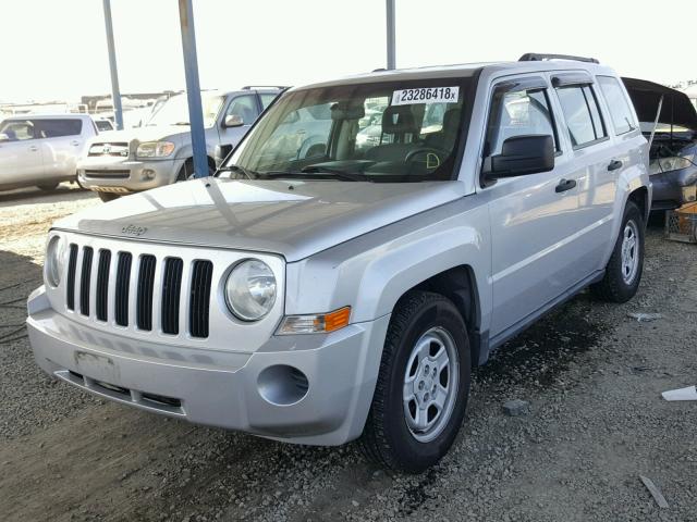 1J8FF28W07D392650 - 2007 JEEP PATRIOT SP SILVER photo 2