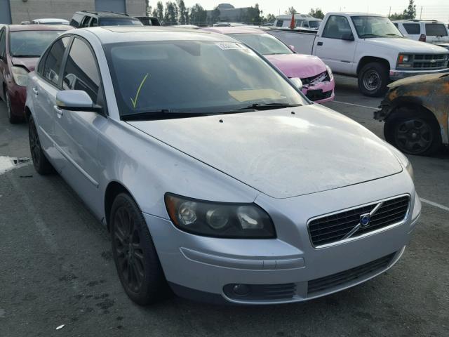 YV1MS682752077216 - 2005 VOLVO S40 T5 SILVER photo 1