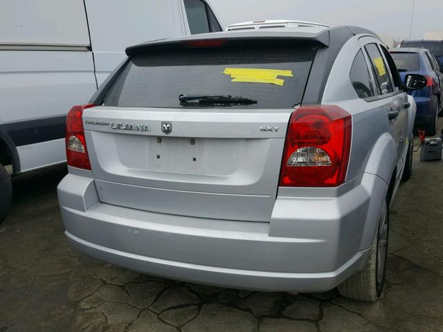 1B3HB48BX7D566049 - 2007 DODGE CALIBER SX SILVER photo 4