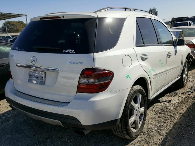 4JGBB86E18A357533 - 2008 MERCEDES-BENZ ML 350 WHITE photo 4