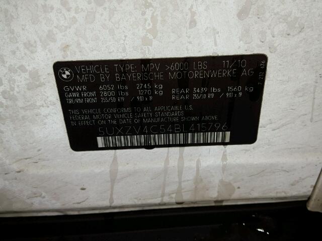 5UXZV4C54BL415796 - 2011 BMW X5 XDRIVE3 თეთრი ფოტო 10