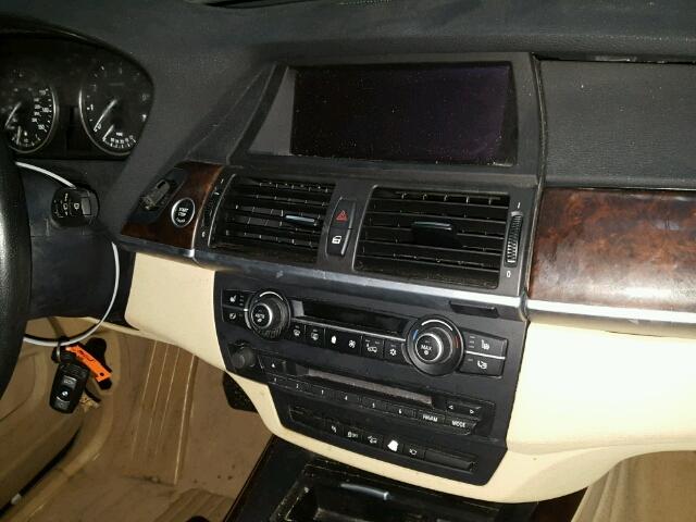 5UXZV4C54BL415796 - 2011 BMW X5 XDRIVE3 თეთრი ფოტო 9