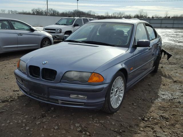 WBAAV53401FJ67164 - 2001 BMW 330 I BLUE photo 2