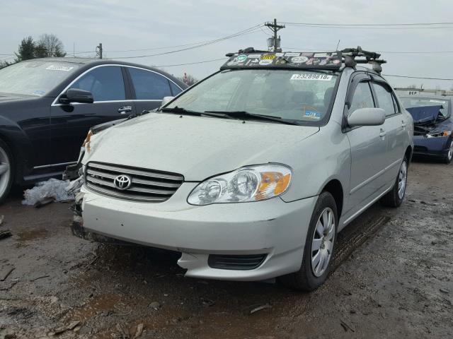 2T1BR38E13C093038 - 2003 TOYOTA COROLLA CE SILVER photo 2