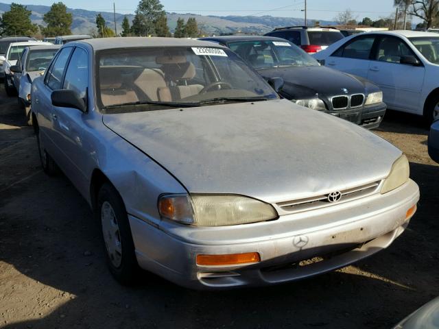 JT2BG12K9T0383068 - 1996 TOYOTA CAMRY DX TAN photo 1