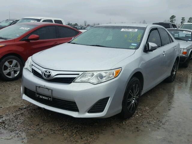 4T1BF1FK1CU042126 - 2012 TOYOTA CAMRY BASE SILVER photo 2