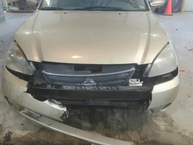 1N4AL11D63C215846 - 2003 NISSAN ALTIMA BAS GOLD photo 9