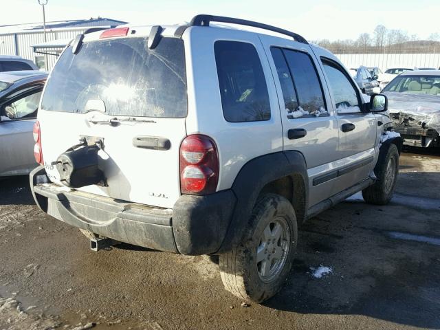 1J4GL48KX7W580460 - 2007 JEEP LIBERTY SP SILVER photo 4