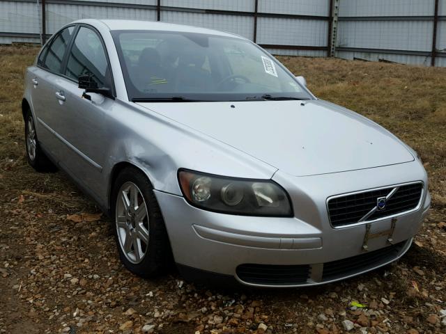 YV1MS382162209080 - 2006 VOLVO S40 2.4I SILVER photo 1