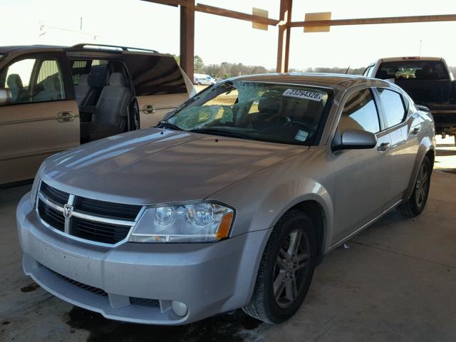 1B3CC5FB9AN167618 - 2010 DODGE AVENGER R/ SILVER photo 2