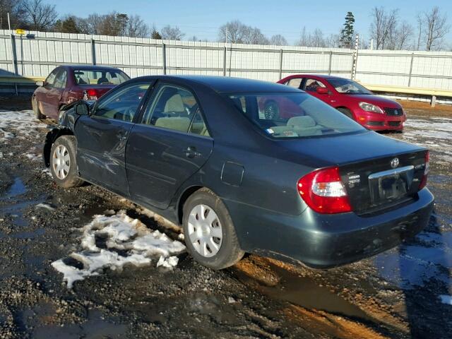 4T1BE32K82U575478 - 2002 TOYOTA CAMRY LE GREEN photo 3