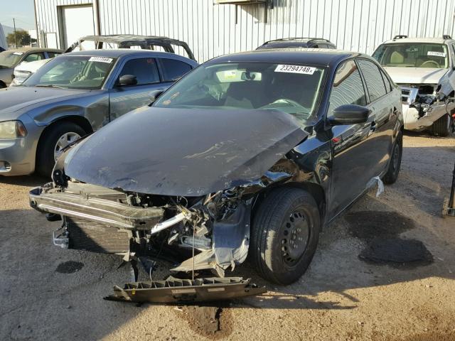 3VW2K7AJ2EM438104 - 2014 VOLKSWAGEN JETTA BASE BLACK photo 2