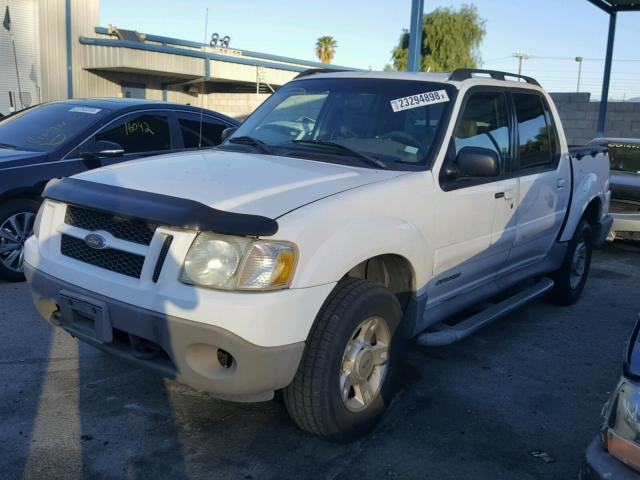 1FMZU67E91UC84864 - 2001 FORD EXPLORER S WHITE photo 2