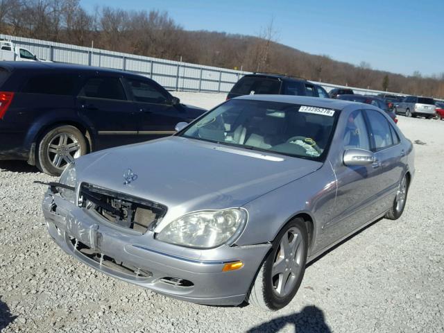 WDBNG70J94A390470 - 2004 MERCEDES-BENZ S 430 SILVER photo 2