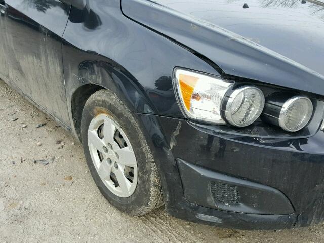 1G1JA6SH8F4100641 - 2015 CHEVROLET SONIC LS Սև լուսանկար 10