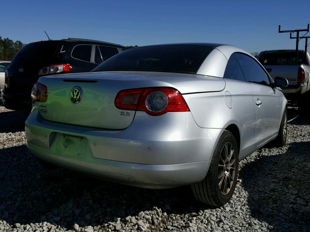 WVWDB71F58V047398 - 2008 VOLKSWAGEN EOS VR6 SILVER photo 4