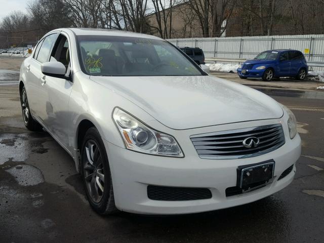 JNKCV61F89M358777 - 2009 INFINITI G37 WHITE photo 1