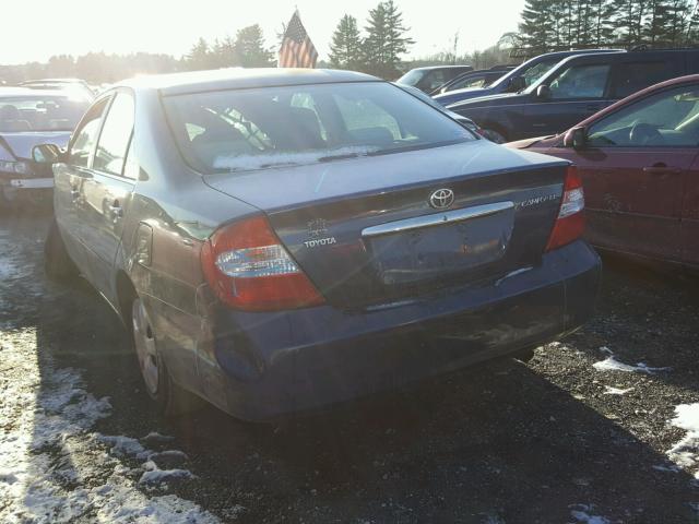 4T1BE32K42U517786 - 2002 TOYOTA CAMRY LE BLUE photo 3