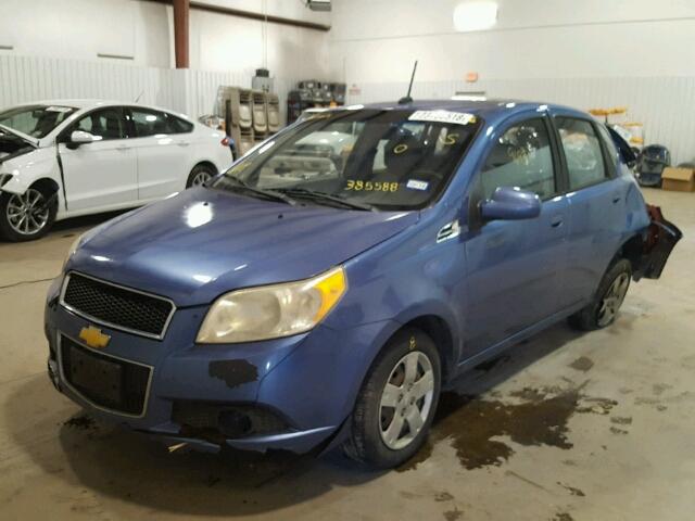 KL1TD66E99B385588 - 2009 CHEVROLET AVEO LS BLUE photo 2