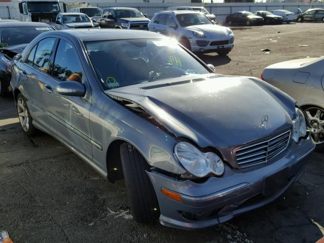 WDBRF52H47F874198 - 2007 MERCEDES-BENZ C 230 GRAY photo 1