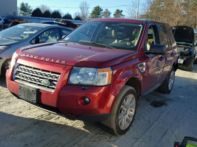 SALFP24N38H034625 - 2008 LAND ROVER LR2 SE RED photo 2