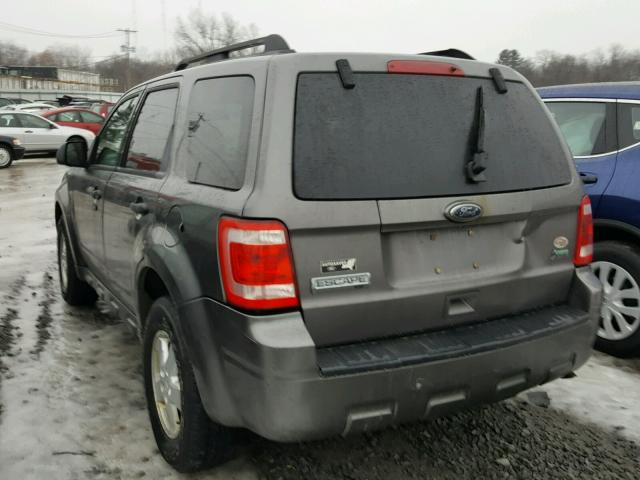 1FMCU9DG0AKA01177 - 2010 FORD ESCAPE XLT GRAY photo 3