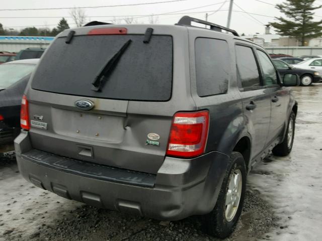 1FMCU9DG0AKA01177 - 2010 FORD ESCAPE XLT GRAY photo 4