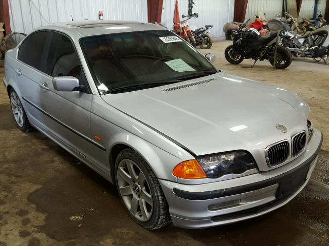 WBAAM5344YJR62812 - 2000 BMW 328 I SILVER photo 1