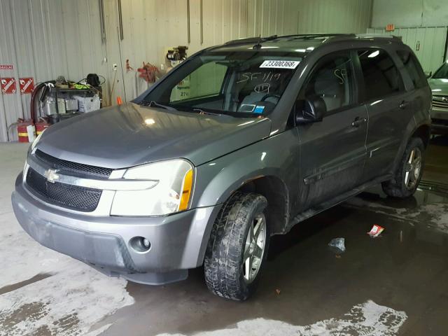 2CNDL73F256134391 - 2005 CHEVROLET EQUINOX LT GRAY photo 2