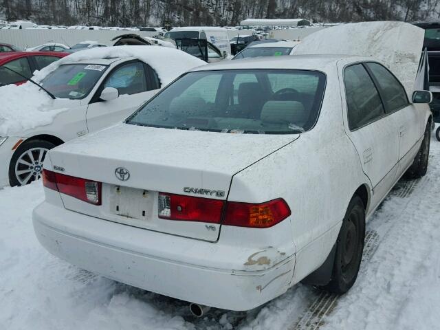 JT2BF22K7Y0238479 - 2000 TOYOTA CAMRY CE WHITE photo 4