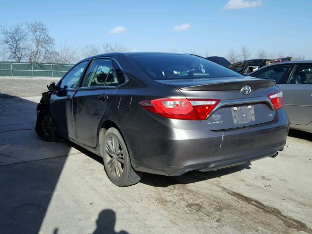 4T1BF1FK0GU245756 - 2016 TOYOTA CAMRY LE CHARCOAL photo 3