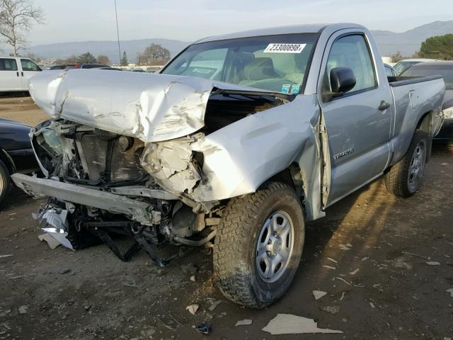 5TENX22N16Z273057 - 2006 TOYOTA TACOMA SILVER photo 2