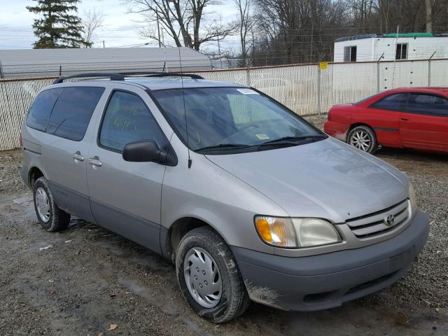 4T3ZF13C72U447697 - 2002 TOYOTA SIENNA LE SILVER photo 1