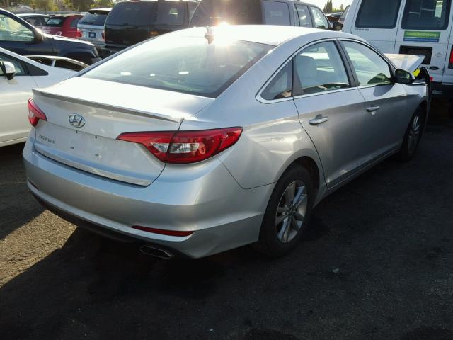 5NPE24AF1GH346453 - 2016 HYUNDAI SONATA SE SILVER photo 4