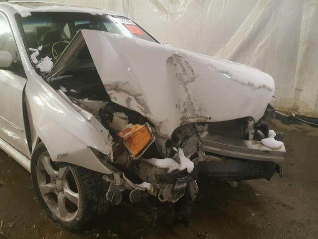 4S3BL616787220292 - 2008 SUBARU LEGACY 2.5 WHITE photo 9