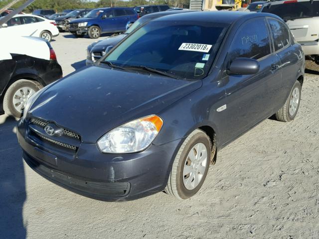 KMHCM3AC0AU166018 - 2010 HYUNDAI ACCENT BLU GRAY photo 2