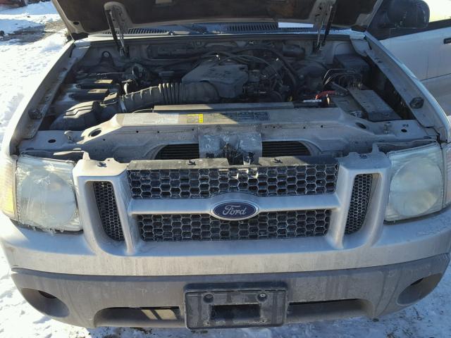 1FMZU67E13UA63391 - 2003 FORD EXPLORER S SILVER photo 7