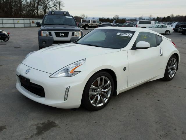 JN1AZ4EH1EM632508 - 2014 NISSAN 370Z BASE WHITE photo 2