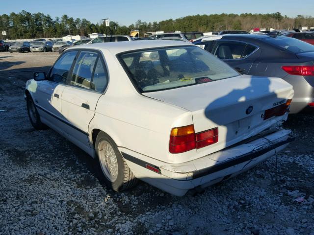 WBAHD6329SGK83397 - 1995 BMW 525 I AUTO WHITE photo 3