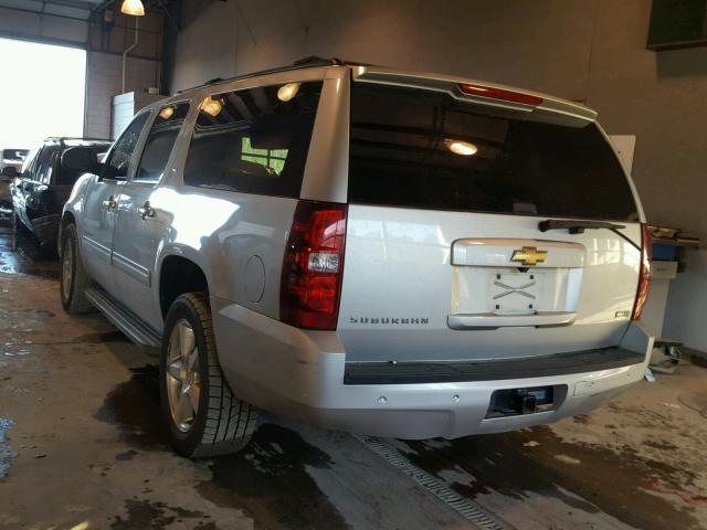 1GNSCJE03BR254807 - 2011 CHEVROLET SUBURBAN C SILVER photo 3