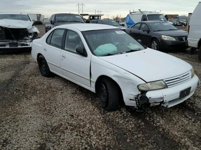 1N4BU31D8TC187495 - 1996 NISSAN ALTIMA XE WHITE photo 1