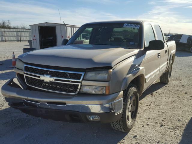 2GCEK13T361130704 - 2006 CHEVROLET SILVERADO BEIGE photo 2