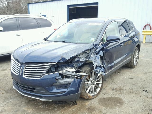 5LMCJ1A93FUJ23332 - 2015 LINCOLN MKC 蓝色 照片 2